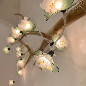 Handmade White & Green Flower String Lights:  Patio Wedding Decoration (110 volts 35 bulbs)