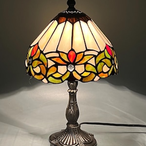 Floral Tiffany Table Lamp, Home Decor, Handmade Antique Lighting, Flower Tiffany lamp