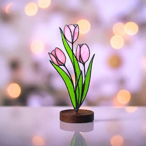 Stained Glass Tulip Table Decor – Spring Floral Centerpiece, Handmade Glass Flower Ornament